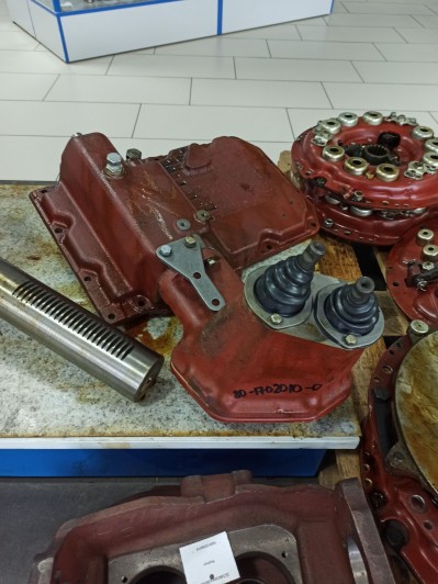 Механизм управления КПП МТЗ-1221