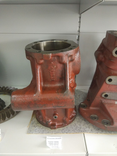 Корпус перед. ведущ. моста (центр часть) МТЗ-1221