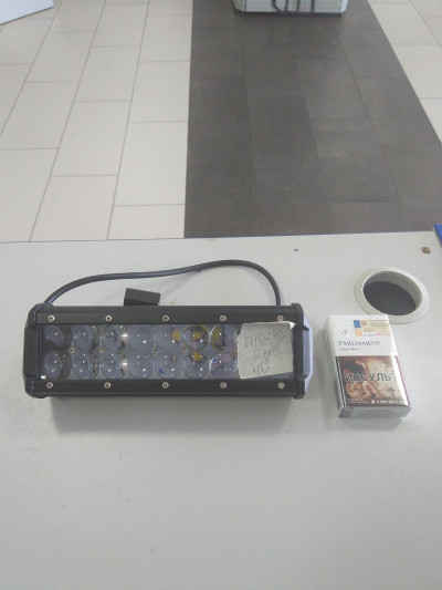 Балка светодиодная CH019 54W 18 диодов по 3W 4d