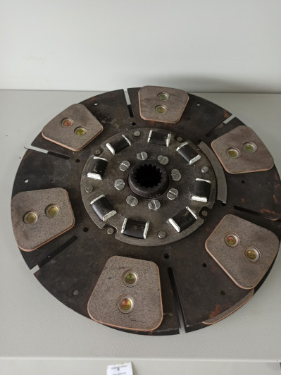 Диск ведомый сцепления МТЗ-2022 накладка с нитками