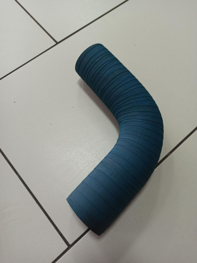 Патрубок радиатора верхний МТЗ-82 (синий)